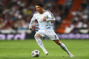 菲尔普斯，泳坛传奇的辉煌与启示—回顾飞鱼的奥运史诗与人生新篇章