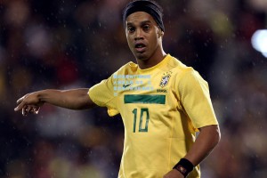 国乒包揽WTT新加坡大满贯五冠 马龙、王曼昱单打登顶彰显统治力