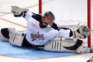 中国游泳队亚运会再创佳绩 包揽多项金牌破纪录