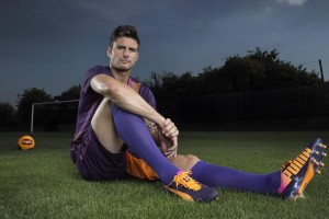 巴萨训练场迎关键回归，库巴西复出莱万奥尔莫齐整备战