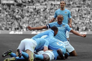 飞人再创历史！短跑名将打破尘封15年的世界纪录